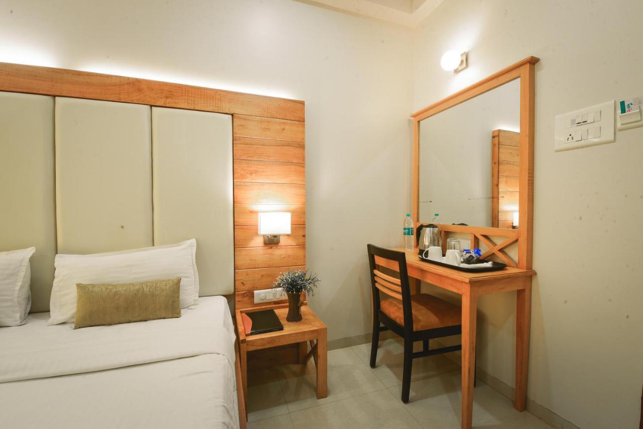 Hotel Sea Fans Ратнагири Экстерьер фото